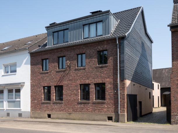 Straßenansicht
