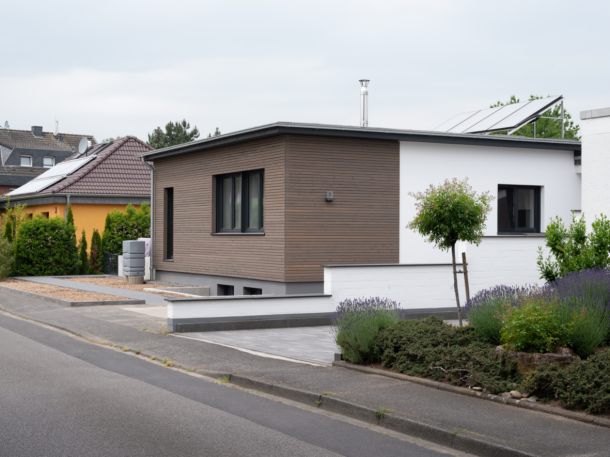 Straßenansicht