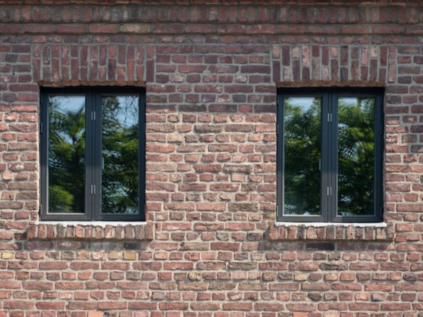 neue Fenster im Ziegelmauerwerk